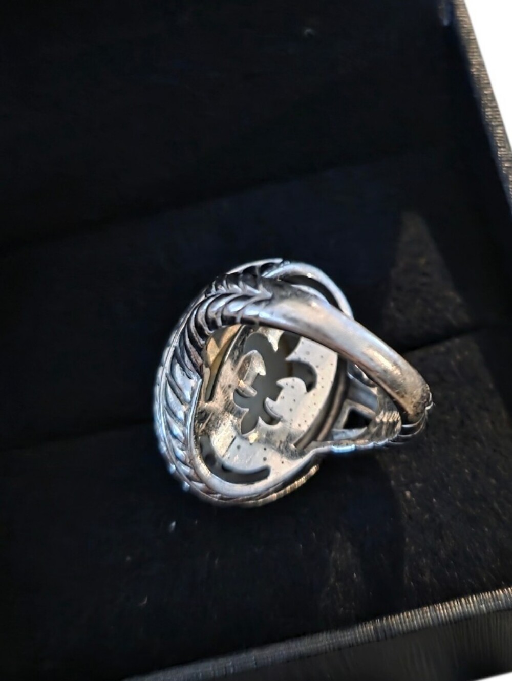 Judith Ripka Silver Oval Pearl Ring - Picture 2 of 3